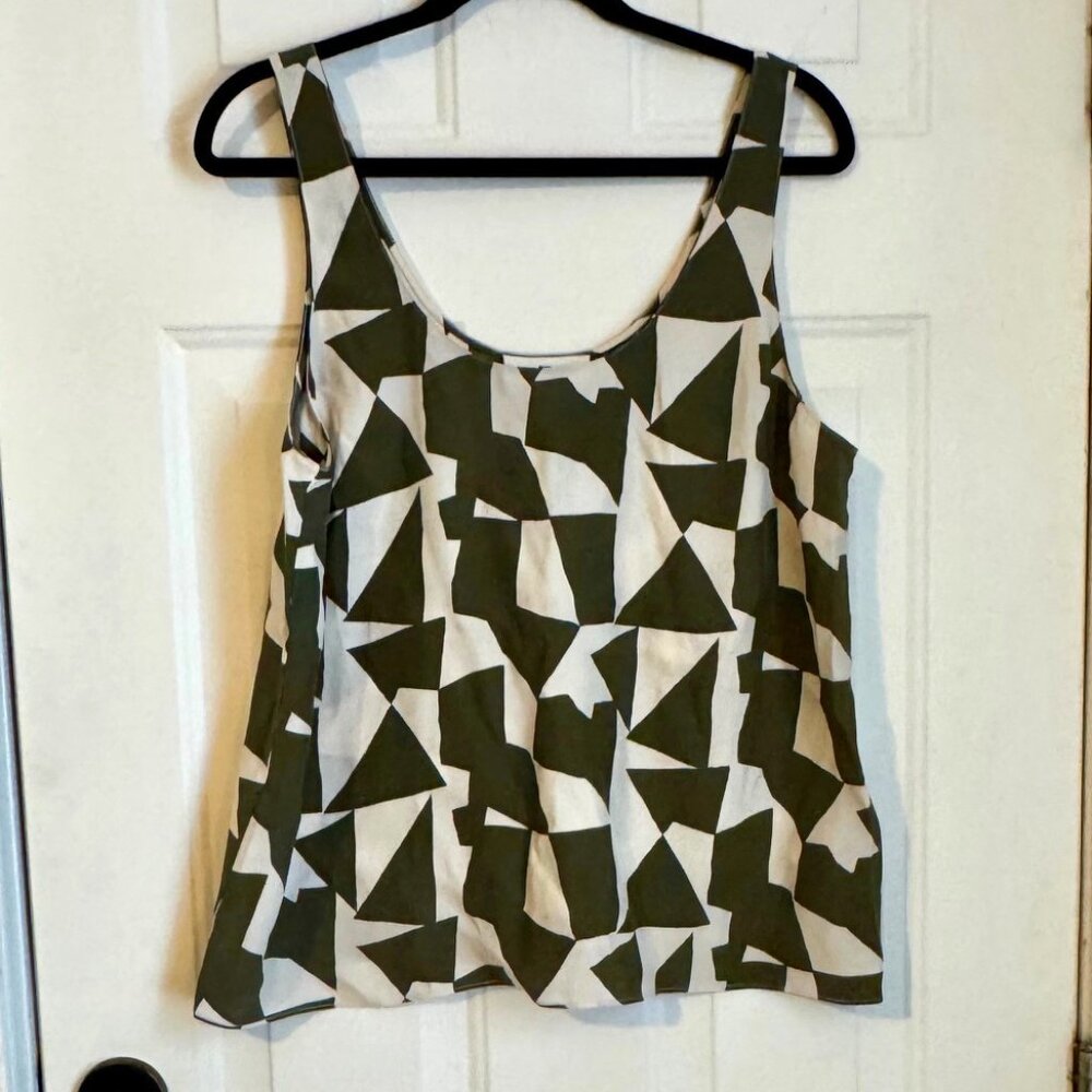 NWT | Banana Republic | White/Green Silk Tank | Large
